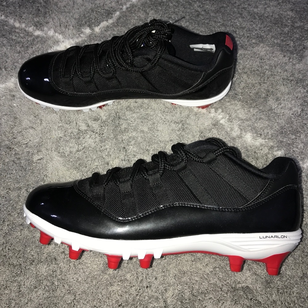 Jordan Bred 11 Football Cleats